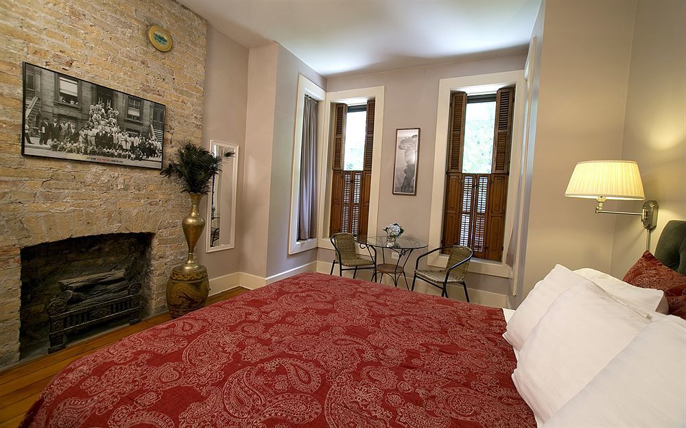Wicker Park Inn Chicago Exterior photo