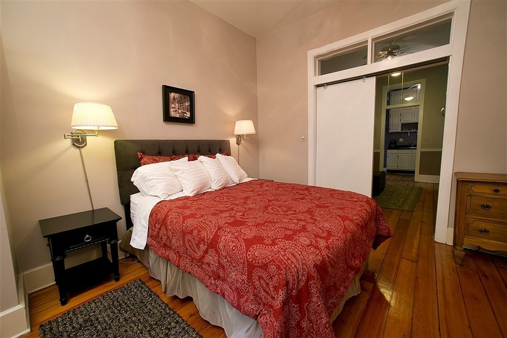 Wicker Park Inn Chicago Exterior photo